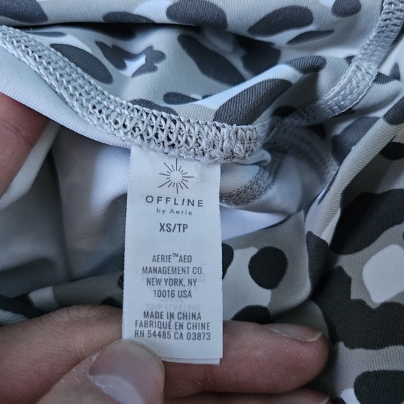 AERIE Offline leggings 7/8 Cheetah Grey White XS AE - Picture 4 of 7